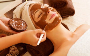 Read more about the article Glowing Skin Starts Here: Why Spa Facials Are a Game-Changer